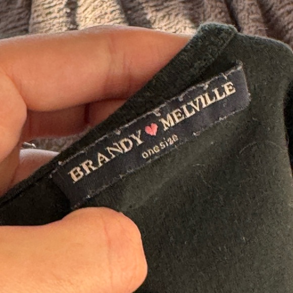 Brandy Melville Black Crop Top - Picture 5 of 5